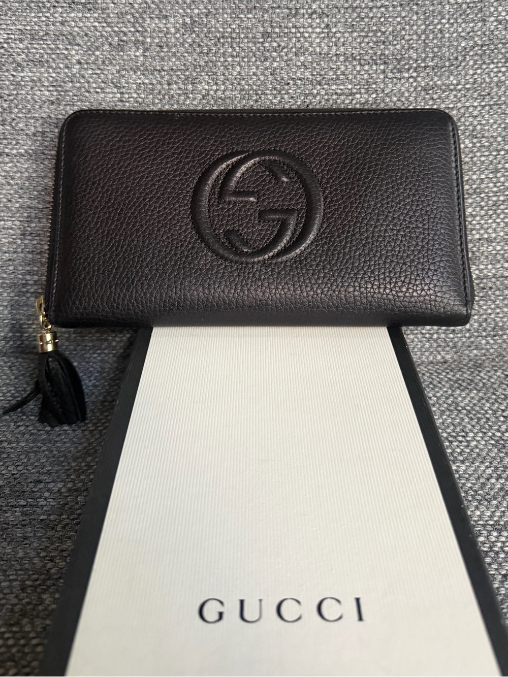 Gucci Black Pebbled Leather Zip Wallet with Tassel
